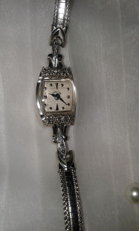 Art Deco Hamilton diamond cocktail, watch white gold 18 k. Silver Vintage Watches Women, Satin Aesthetic, Cocktail Watch, Silver Watches Women, Vintage Watches Women, Antique Watches, Rings Jewelry Fashion, Dope Jewelry, Expensive Jewelry