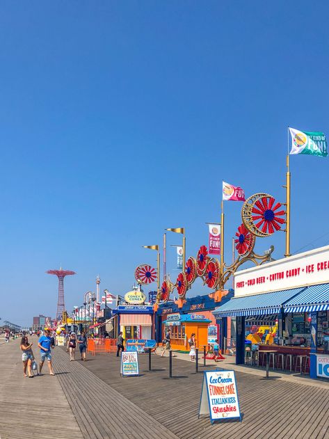 New York Coney Island, Coney Island Boardwalk, Coney Island New York, Coney Island Aesthetic, Kids In New York City, New York Beach, Coney Island Amusement Park, Luxury Family Travel, Nyc With Kids