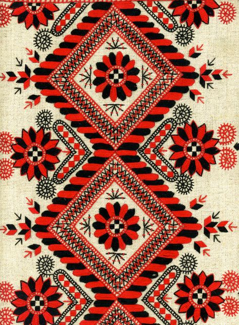 Russian Embroidery, Hungarian Folk Art, Hungarian Embroidery, Russian Folk Art, Redwork Embroidery, Russian Folk, Folk Embroidery, Embroidery Inspiration, Embroidery Techniques