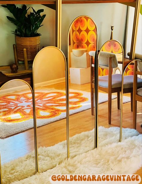 70s Mirror Wall, 70s Salon, 70s Mirror, Arched Mirrors, Store Aesthetic, Girl Cave, Retro Mirror, Home Studio Setup, 70s Home