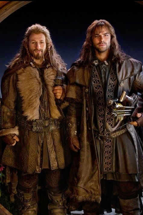 Kili & Fili Fili Hobbit, Kili Hobbit, Hobbit Art, Fili And Kili, The Hobbit Movies, Thorin Oakenshield, Bilbo Baggins, An Unexpected Journey, Tauriel