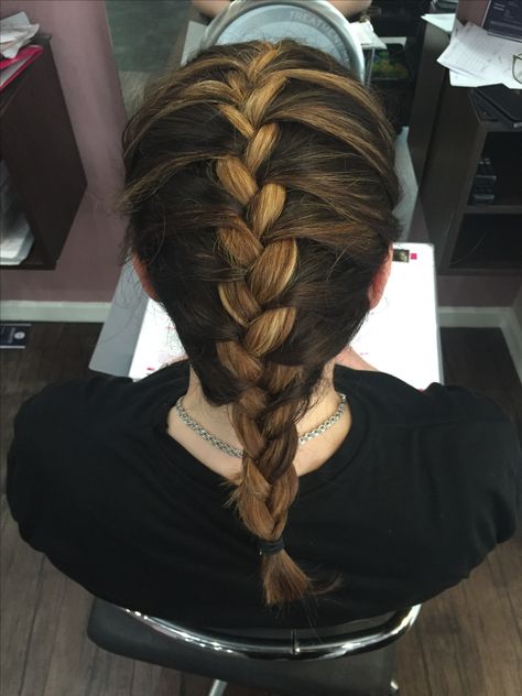 French plait French Plait Hairstyles, French Plait, Plait Braid, French Braids, Plaits Hairstyles, French Braid Hairstyles, Braid Hairstyle, Effortless Hairstyles