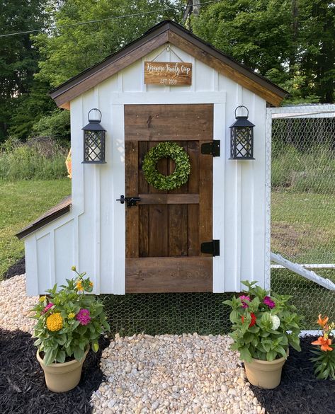 Exterior Paint Colors For Chicken Coop, Chicken Coop Farmhouse, Chicken Coop On Skids, Chicken Coop Flowers, White And Black Chicken Coop, Chicken Coop Color Ideas, Chicken Coop From Shed, Chicken Coop In Garden, Chicken Coop Colors