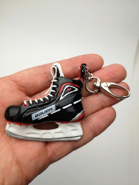 Hockey Keychain, Personalized Hockey Gifts, Hockey Game Outfit, Hockey Ornaments, Nathan Mackinnon, Hockey Player Gifts, Hockey Girlfriend, Boys Hockey, Funny Hockey