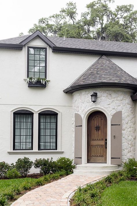 faux flower window boxes Flower Window Boxes, Diy Wood Shutters, House Curb Appeal, Window Flower Boxes, Glass Entrance Doors, Heights House, Jenna Sue Design, Exterior Window, Jenna Sue