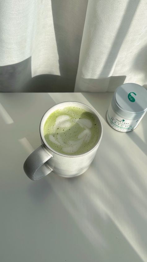 Hot White Chocolate Matcha Hot White Chocolate, White Chocolate Matcha, Hot Matcha, Jade Leaf Matcha, What Is Matcha, Matcha Latte Recipe, Matcha Cookies, Ceremonial Matcha, Ceremonial Grade Matcha