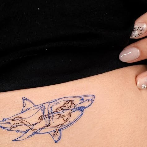 Shark Collarbone Tattoo, Beach Themed Tattoos For Women, Beachy Tattoos, Aesthetic Mermaid, Shark Girl, Sharpie Tattoos, Shark Tattoo, Shark Tattoos, Sea Travel