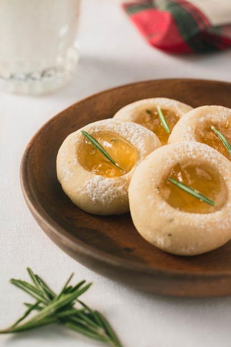 Pear Cookies, Menu Project, Thumbprint Cookie, Pear Jam, Pear Recipes, Thumbprint Cookies, Fresh Rosemary, Noel Christmas, Cookie Recipe