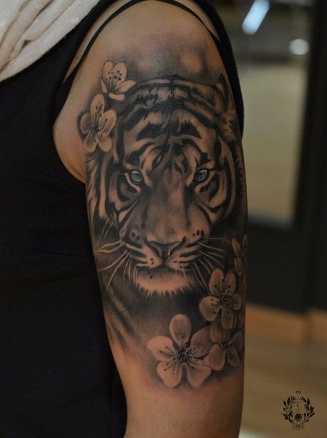 I love this look . National animal of South Korea is a tiger & the flowers make it feminine & beautiful . Body art/arm tattoo Tiger Tattoo Sleeve, Blossom Watercolor, Blossom Cherry, Marvel Tattoos, Forearm Sleeve Tattoos, Cat Tattoos, Inspiration Tattoos, Manhattan Project, Tiny Tattoo