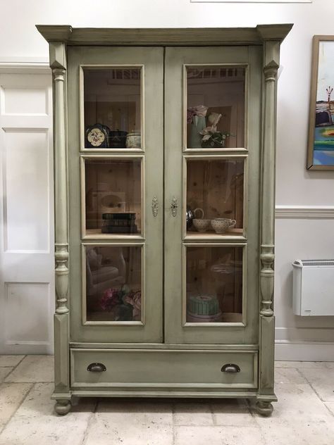 Green Curio Cabinet, Antique Glazed Cabinets, Annie Sloan Chateau Grey, Display Cabinet Kitchen, Green Bookshelves, Painted Display Cabinet, Grey Painted Furniture, Solid Oak Sideboard, Kitchen Display Cabinet