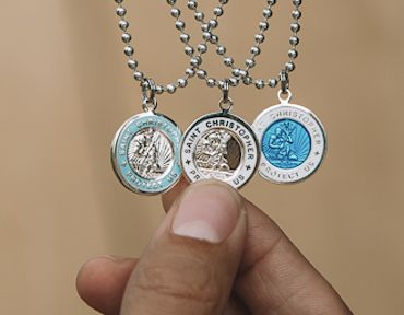 70s Vintage St Christophers by Get Back Necklaces Get Back Necklaces, Get Back Necklace, Surf Necklace, St Christopher Necklace, Beautiful Diamond Earrings, Real Diamond Necklace, Platinum Earrings, Dainty Diamond Necklace, Back Necklace