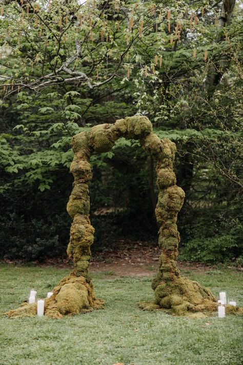 A quintessential rainy spring day spent in the Woods. Moss arch fits into the landscape as if it grew right there. Venue: Portico @ The Awbury Arboretum | Photographer: Love Me Do Photography | Florals: Brave Floral Moss Arch Wedding, Moss Wedding Arch, Moss Arch, Moss Wedding Ceremony, Spanish Moss Wedding Arch, Ground Floral Installation, Grounded Floral Installation, Woodland Floral Installation, Moss Wedding