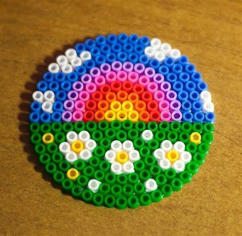 pyssla pattern - Ecosia - Images Pearl Beads Pattern, Easy Perler Beads Ideas, Fuse Bead Patterns, Hama Beads Design, Diy Perler Bead Crafts, Perler Crafts, Hama Beads Patterns, Diy Perler Beads, Bead Charms Diy