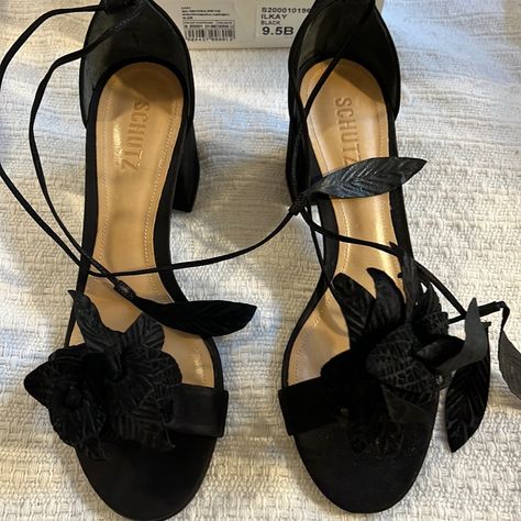 Schultz Ikkay Block Heel Sandal With Suede Leaves And Ankle Strap. Black Size 9.5 Black Platform Wedges, Block Heel Platform Sandals, Flower Heels, Black Kitten Heels, Color Block Heels, High Heel Dress, Metallic Flats, Flower Sandals, Kitten Heel Sandals