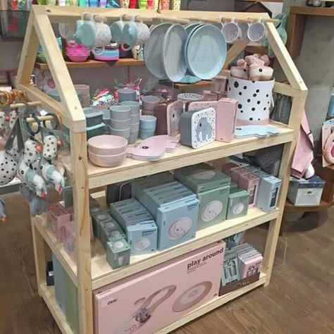 Toys Shop Interior, Display Interior Design, Baby Boutique Display, Toy Shop Display, Toy Store Design, Baby Store Display, Kids Clothing Store Design, Stationery Store Design, Toy Stores