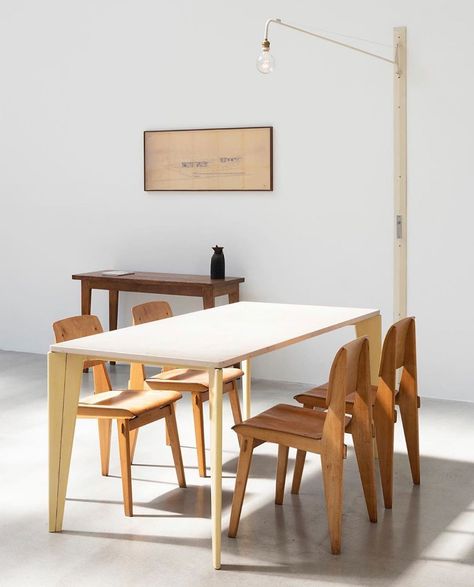 Numero Noventasei on Instagram: “Focus on Flavigny table by Jean Prouvé, circa 1945 with Tout bois chairs, circa 1944. @galeriepatrickseguin  #jeanprouvé #jeanprouve…” Jean Prouve Table, Jean Prouve Chair, Jean Prouve Furniture, Prouve Chair, Mid Century Modern Chair, Dining Room Inspiration, Modern Chairs, Table Design, Dining Furniture