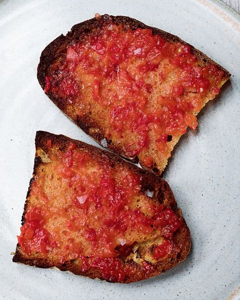 Starters Vegetarian, Nigella Recipes, Simply Nigella, Tomato Bread, Knife Skills, Tomato Bruschetta, Lunch Inspiration, Tapas Dishes, Portuguese Cuisine