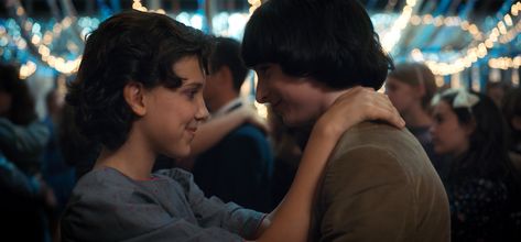 Stranger Things Producer Confirms Mike & Eleven Are Going To Be A Serious Middle School Couple #refinery29 https://www.refinery29.com/en-us/2018/03/194685/mike-eleven-dating-season-3-stranger-things Eleven Y Mike, Eleven X Mike, Slow Dance Songs, Mike Y Once, El And Mike, Mike Stranger Things, Eleven And Mike, Mike And El, Millie And Finn