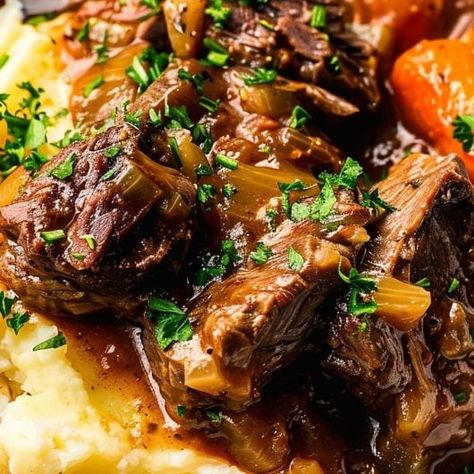 Easy Guinness Beef Stew Recipe Crockpot Recipes Italian, Short Rib Stew, Italian Beef Stew, Italian Pot Roast, Guinness Stew, Guinness Beef Stew, Recipes Italian, Ina Garten Recipes, Short Rib