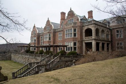 Tuxedo Park N.Y.: A Time Warp Beyond the Stone Gates Tuxedo Park, English Manor Houses, Old Manor, English Manor, Victorian Houses, Dark Shadows, Time Warp, Gilded Age, Park Homes