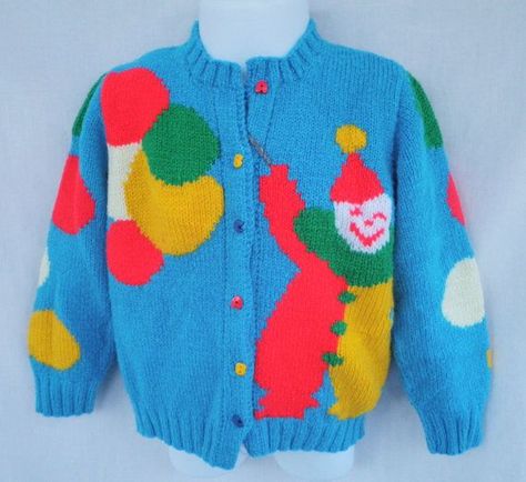 Clowncore Fashion, Clowncore Outfit, Clown Balloons, Clown Clothes, Cute And Creepy, Vintage Cardigan Sweater, Cute Clown, Heart Vintage, Funky Outfits