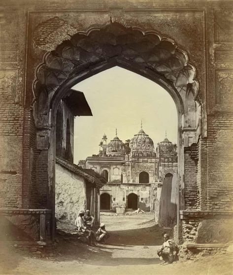 Historical India, History Of Pakistan, 7 October, Vintage India, Indian Photography, 70th Anniversary, Indian History, Incredible India, White Photo