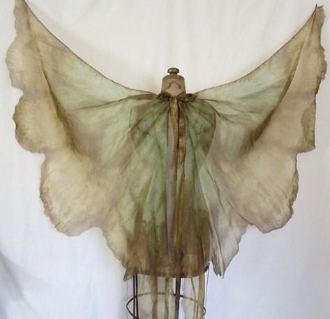 Renfaire Outfit Aesthetic, Masc Fairy Costume, Faerie Outfit Aesthetic, Swamp Creature Costume, Creature Halloween Costumes, Fairy Ren Faire Outfit, Dark Fantasy Costumes, Butterfly Inspired Outfit, Fey Cosplay