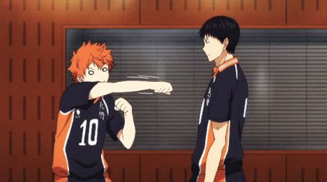 Haikyuu Kageyama GIF - Haikyuu Kageyama Hinata - Discover & Share GIFs Karasuno Aesthetic, Volley Balls, Haikyuu Gif, Kageyama X Hinata, Volleyball Anime, Haikyuu Kageyama, Haikyuu Wallpaper, Haikyuu Funny, Kageyama Tobio