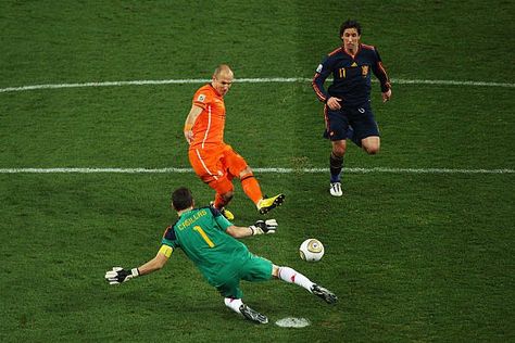 España Holanda 10 Fifa 2010, Spain National Football Team, Football Brazil, Football Troll, Legends Football, Fc Chelsea, Santiago Bernabeu, European Soccer, Football Images