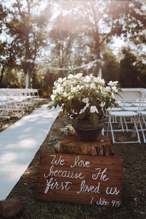 Rustic Signage, Rustic Wedding Signage, Unique Rustic Wedding, Signage Wedding, Rustic Style Wedding, Rustic Wedding Signs, Rustic Fall Wedding, Inexpensive Wedding, Future Wedding Plans