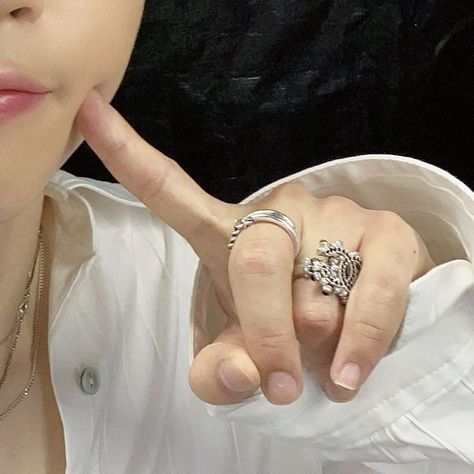 rings!hands!nails!lips!chains! JM Nails Lips, Hands Nails, Lips, Ring, Nails