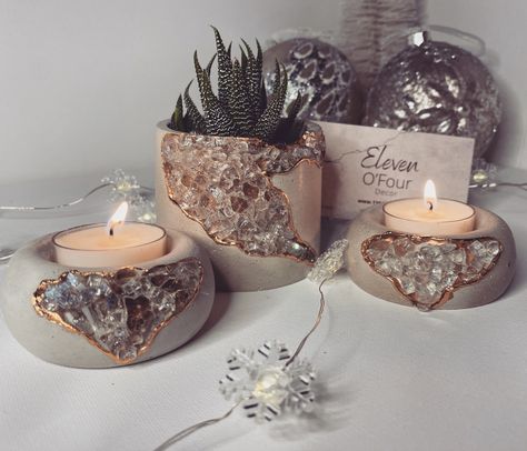 Jesmonite Idea, Diy Candles With Flowers, Jesmonite Candle Holder, Cement Candle Vessel, Geode Candle Holder, Cement Candle Jar, Jesmonite Candle Jar, Terrazzo Print, Handmade Candles Diy