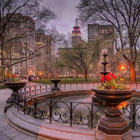 Madison Square Park, Flatiron Building, Nyc Aesthetic, Chrysler Building, Madison Square, Nova York, Dream City, New York New York, New York Travel