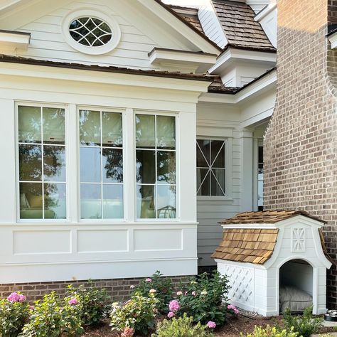 Bay Window Exterior, Box Bay Window, Southern Living Idea House, Cedar Roof, Southern Living Homes, Cottage Exterior, House Siding, Home Additions, Dog Houses