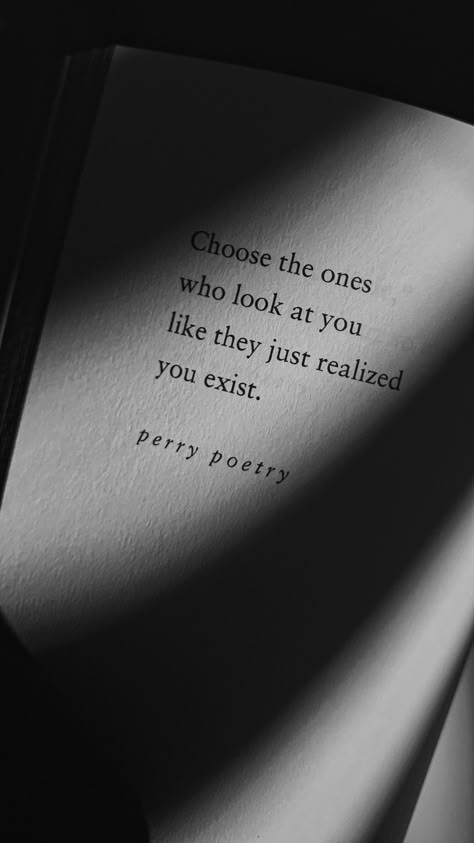 Quotes From Poetry Books, Perry Poetry Quotes Deep, Grunge Poetry Aesthetic, Aesthetic Quotes Poetry Vintage, Dark Academia Aesthetic Poetry, Feelings Book, The Doctor, Super Quotes, Trendy Quotes