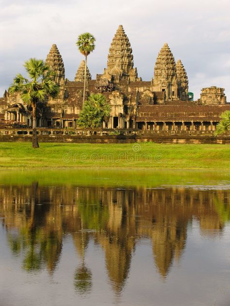 Abandoned Ruins, Angkor Wat Cambodia, Angkor Wat Temple, Cambodia Travel, Open Gallery, Temple Architecture, Halong Bay, Siem Reap, Angkor Wat