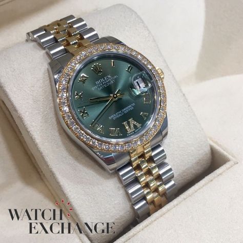 Rolex Ladies Watch, Two Tone Watches Women Outfit, Lady Rolex Watch, Rolex Women Aesthetic, Rolex Womans Watch, Two Tone Rolex Women, Watch Rolex Women, Woman Watches Luxury, Rolex Watch Aesthetic