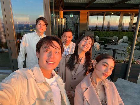 Kimmy Kimberley, Sibling Pictures, Friends Picture, Urassaya Sperbund, Mark Prin, Circle Of Friends, Pretty Iphone Cases, Seo In Guk, Best Friends Aesthetic