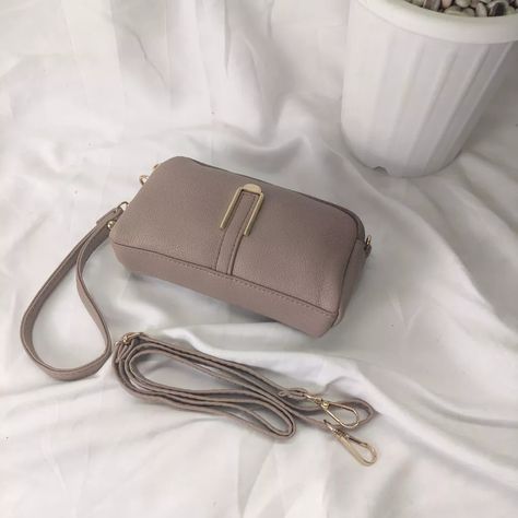 Tas wanita korea fashion Tas wanita korea Tas wanita korea fashion selempang Tas wanita korean style Tas wanita korea fashion kecil Tas wanita korea fashion aesthetic Tas wanita korea fashion gucci Korea Fashion, Fashion Aesthetic, Gucci