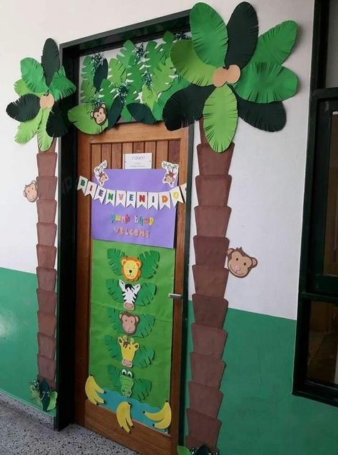 Jungle Classroom Door, Jungle Theme Classroom Decorations, Jungle Door, Safari Theme Classroom, Rainforest Classroom, Jungle Crafts, Jungle Theme Classroom, Jungle Decorations, Deco Jungle