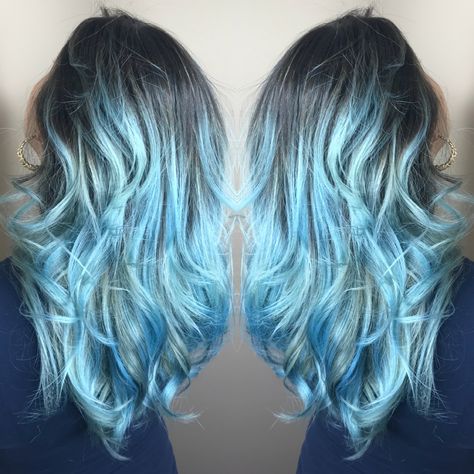 #CinottiScissorHands pulp riot light blue with a dark root Light Blue Hair With Dark Roots, Colored Hair With Dark Roots, Blue Hair Dark Roots, Blue Hair With Dark Roots, Blue Hair Dark, Baby Blue Hair, Funky Hair Colors, Hair Product Organization, Light Blue Hair