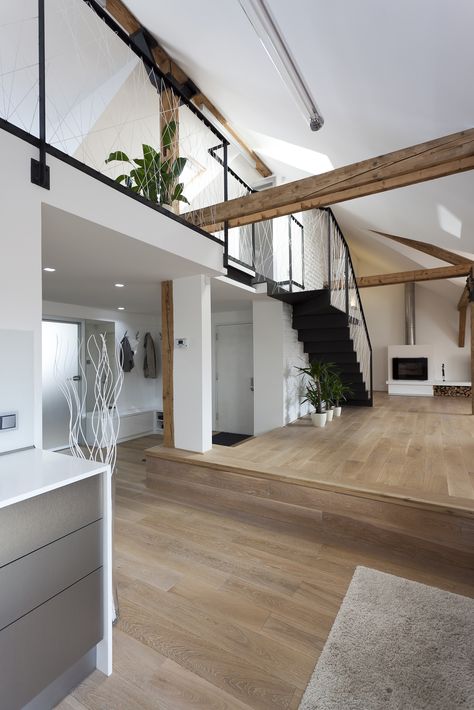 Gallery of Attic Loft Reconstruction / B² Architecture - 10 Attic Loft, Loft Interiors, Attic Renovation, Attic Remodel, Loft Design, Loft Apartment, Loft Style, House Inspiration, Architecture House