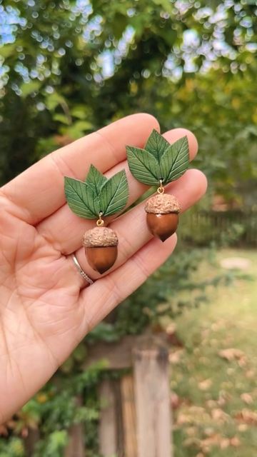 Witchy Clay Jewelry, Tea Bag Earrings, Nature Polymer Clay Earrings, Cottage Core Polymer Clay Earrings, Nature Clay Earrings, Polymer Clay Ideas Jewelry, Clay Ideas Earrings, Nature Crafts For Adults Diy, Clay Projects Ideas