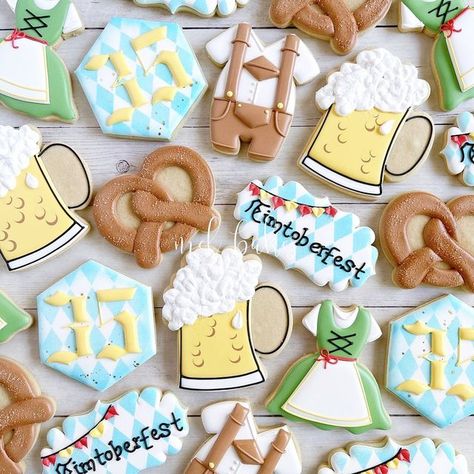 Oktoberfest Gender Reveal, Pretzel Cookies Decorated, Oktoberfest Cookies, Oktoberfest 1st Birthday, Oktoberfest Cookies Decorated, Octoberfest Cookies, Octoberfest Dessert Ideas, Onetoberfest Birthday, Oktoberfest Decorated Cookies