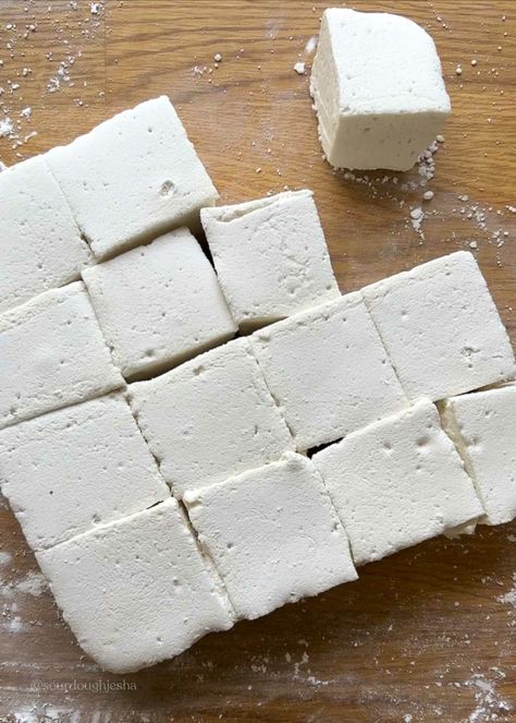 Homemade Marshmallows (No Corn Syrup) - Jesha's - Nothing's Better Than Sourdough Corn Syrup Free Marshmallows, Homemade Marshmallows Gift, Diy Marshmallows No Corn Syrup, Coconut Sugar Marshmallows, Salted Caramel Marshmallows, Marshmallow Without Corn Syrup, Homemade Marshmallows Without Corn Syrup, Marshmallow No Corn Syrup, Diy Mini Marshmallows