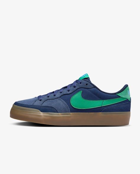 Nike SB Zoom Pogo Plus Skate Shoes. Nike CA Nike Sb Zoom, Boys Sneakers, Shoes Nike, Nike Sb, Skate Shoes, Free Delivery, Nike, Sneakers, Quick Saves