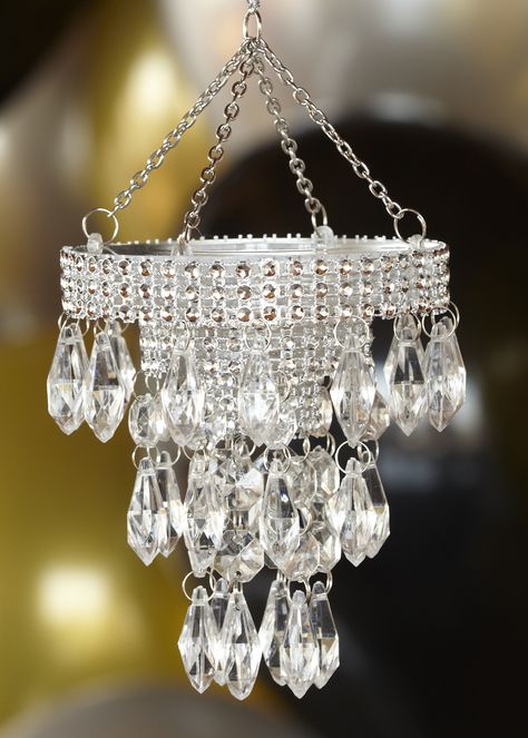 Tiny Chandeliers Mini Chandelier, Diy Mini Chandelier, Mini Chandelier Bedroom, Chandelier Diy Crystal, Dollhouse Lighting, Crystal Wind Chimes, Dollhouse Miniatures Diy, Diy Chandelier, Mini Craft