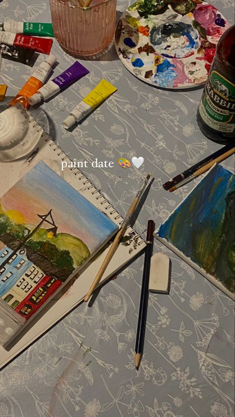 Painting Date, Artsy Photography, Diy Watercolor Painting, Artist Aesthetic, Instagram My Story, Instagram Photo Ideas Posts, Diy Watercolor, Foto Ideas Instagram, Instagram Photo Inspiration