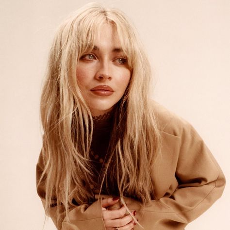 Sabrina Carpenter Height, Emails I Cant Send, Sabrina Carpenter Album, American Singers, Girl Crush, Blonde Girl, Sabrina Carpenter, Height And Weight, I Cant