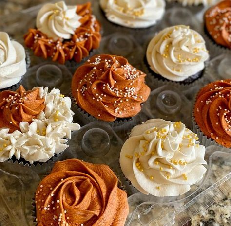 Fall Bridal Cupcakes, Wedding Cupcakes Autumn, Wedding Cupcakes Burnt Orange, Rust Cupcakes Wedding, October Wedding Cupcakes, Autumnal Wedding Cupcakes, Terracotta Cake Pops, Fall Themed Wedding Cupcakes, Fall Wedding Cupcakes Rustic